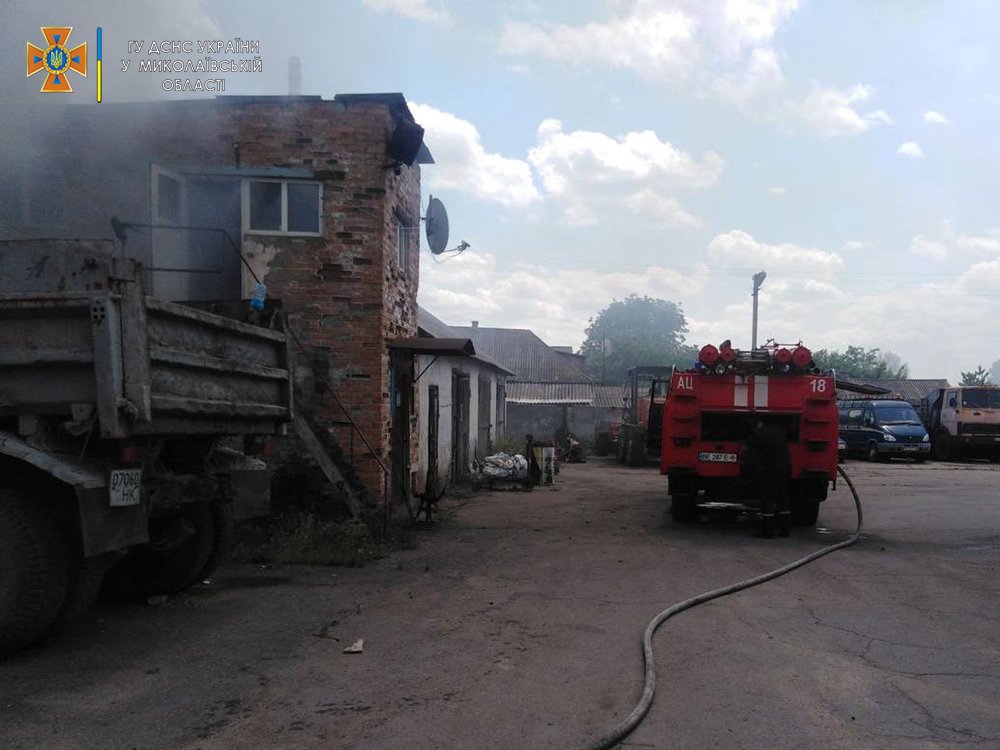 На Миколаївщині за добу з 8 пожеж одна – через російські обстріли (ФОТО) 7