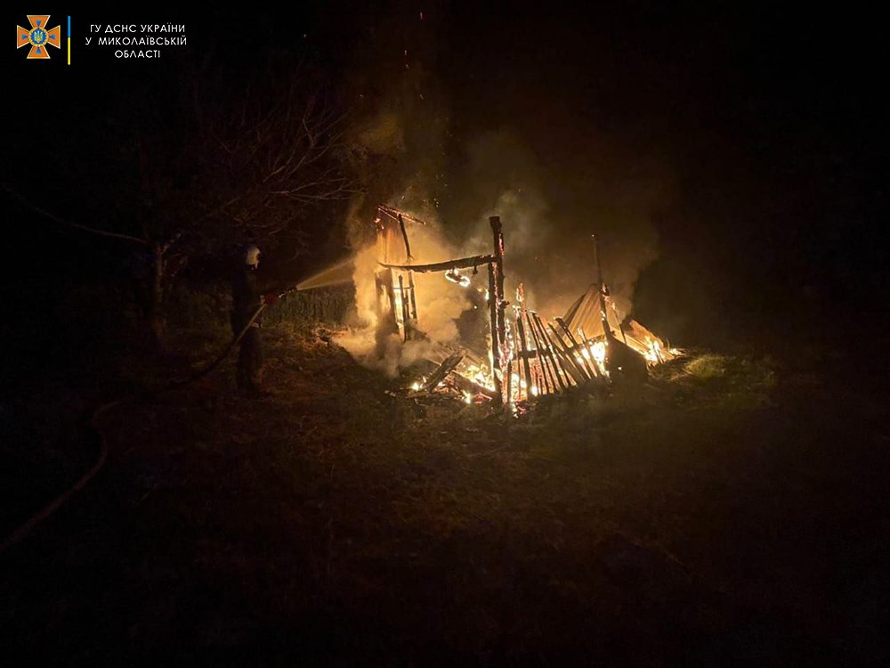 На Миколаївщині за добу загасили 7 пожеж, 5 з яких виникли через обстріли (ФОТО) 9