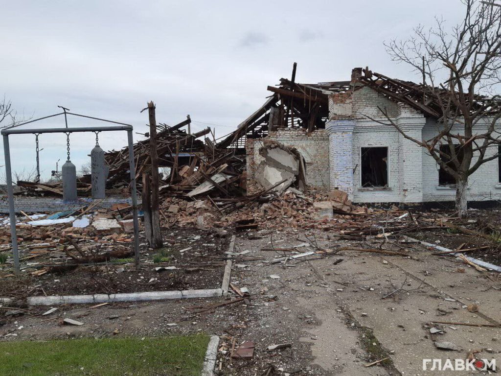 Село Киселівка на Миколаївщині: 75% будинків зруйновано вщент, інші – непридатні до життя (ФОТО) 11