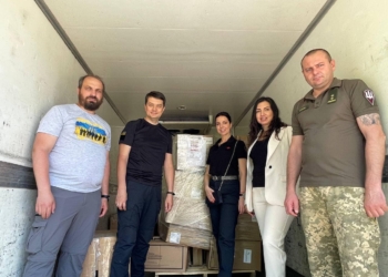 Дмитро Разумков відвідав поранених у Миколаївському госпіталі (ФОТО)