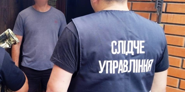 Автомати, РПГ, гранати, набої: у Миколаєві правоохоронці вилучили цілий арсенал зброї (ФОТО)