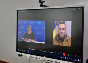 Мэр Берлина стала жертвой дипфейка  – полчаса говорила с ненастоящим Кличко. Она могла расколоть пранкера сразу – на языке