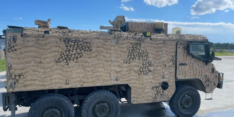 Украинский воин с друзьями купил для ВСУ бронированные вездеходы (ФОТО)