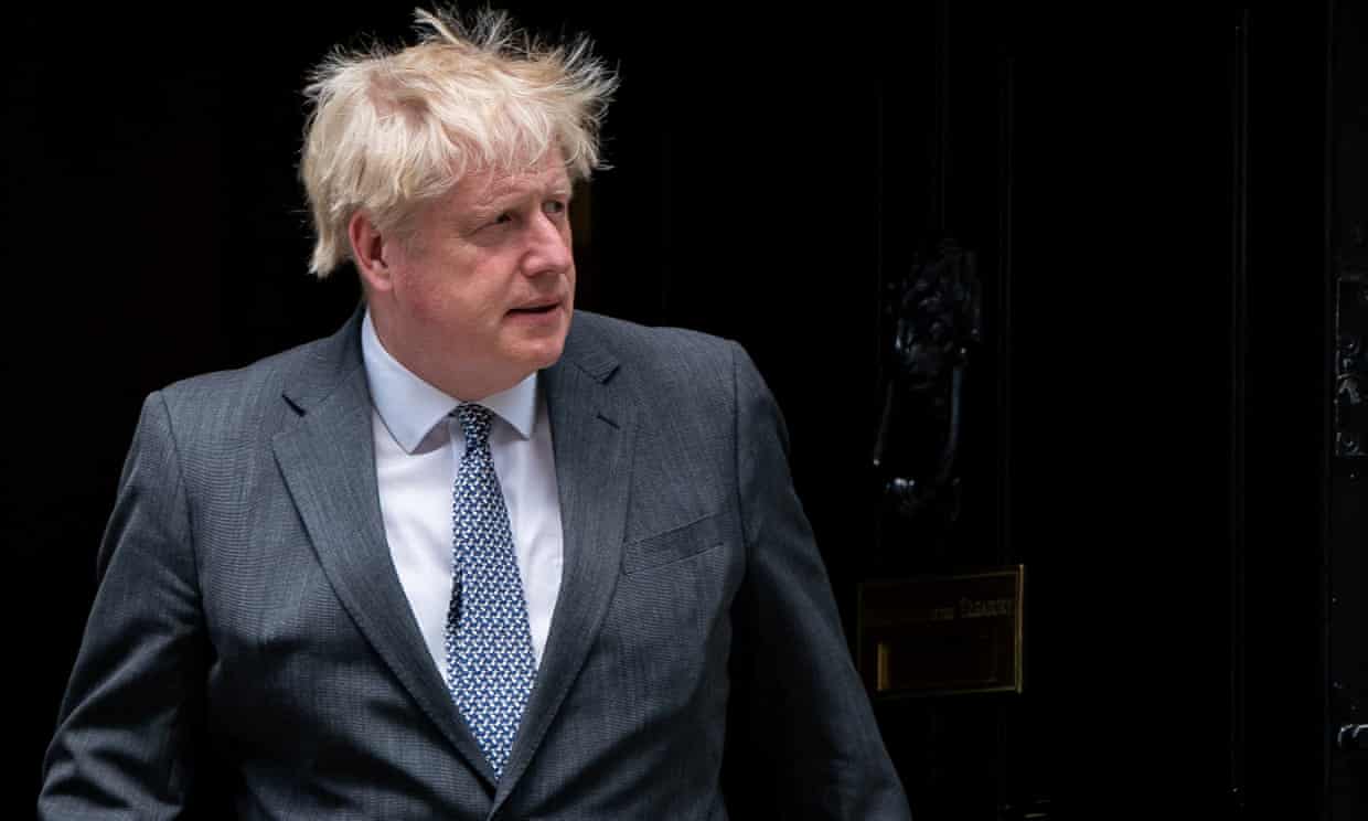 Борис Джонсон перенес операцию под общим наркозом