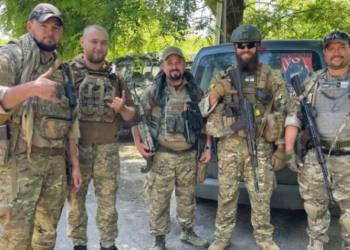 Колишні морпіхи, фермери і американці – як воює группа добровольців в миколаївських степах
