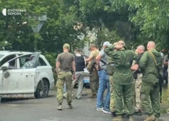 В Херсоне взорвали автомобиль начальника колонии, перешедшего на сторону оккупантов: коллаборант ранен