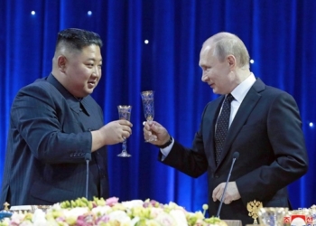 Ну, хоть кто-то.  Ким Чен Ын поддержал путина и высказался за еще более тесное сотрудничество