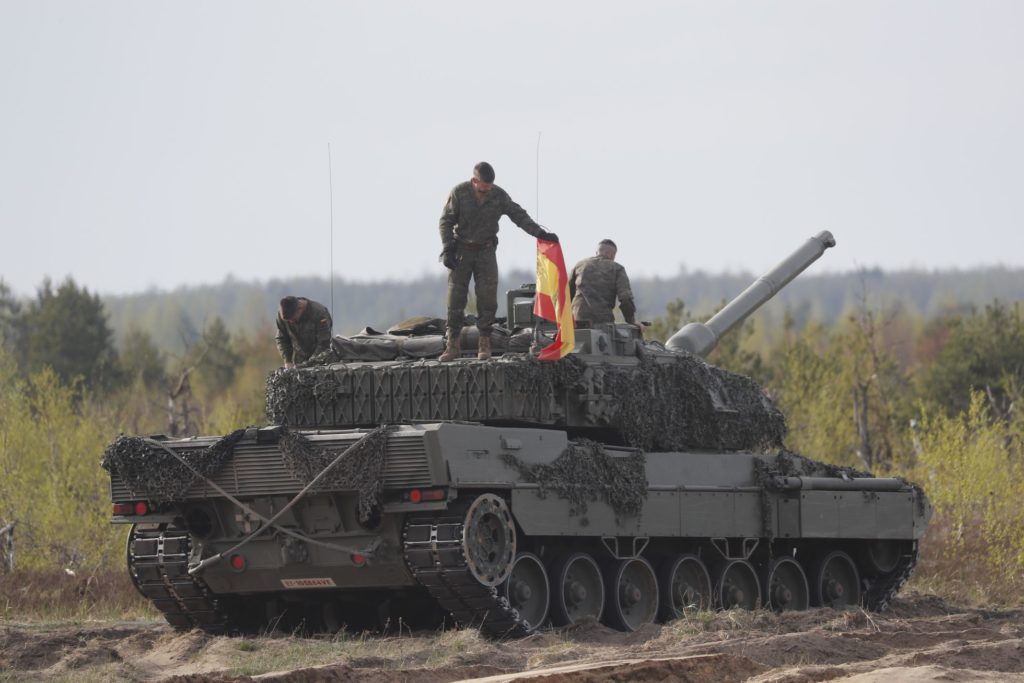 Испания может передать Украине ЗРК и танки «Леопард». Последние, правда, нуждаются в ремонте - СМИ 1