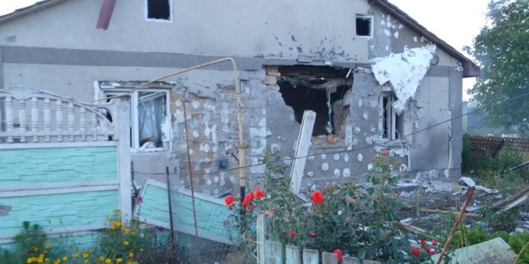 За добу на Миколаївщині з 8 пожеж 3 – наслідок обстрілів (ФОТО)