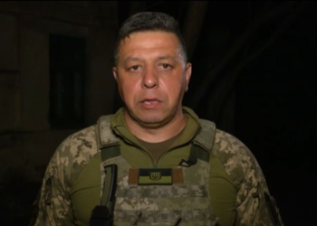 В Миколаєві снаряди розривалися біля багатоквартирних будинків, знищені господарчі споруди, гаражі, пошкоджена електромережа, – ОК “Південь” (ВІДЕО)