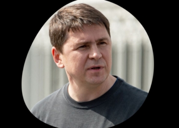 “Мы ко всем новым сценариям, в том числе в Одессе и Николаеве”. Большое интервью Подоляка “Медузе”