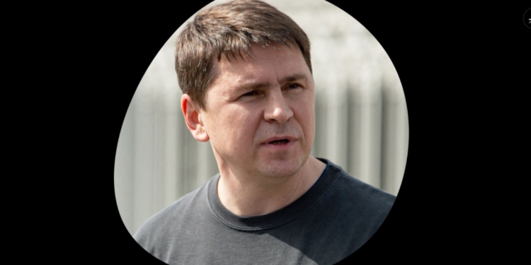 “Мы ко всем новым сценариям, в том числе в Одессе и Николаеве”. Большое интервью Подоляка “Медузе”