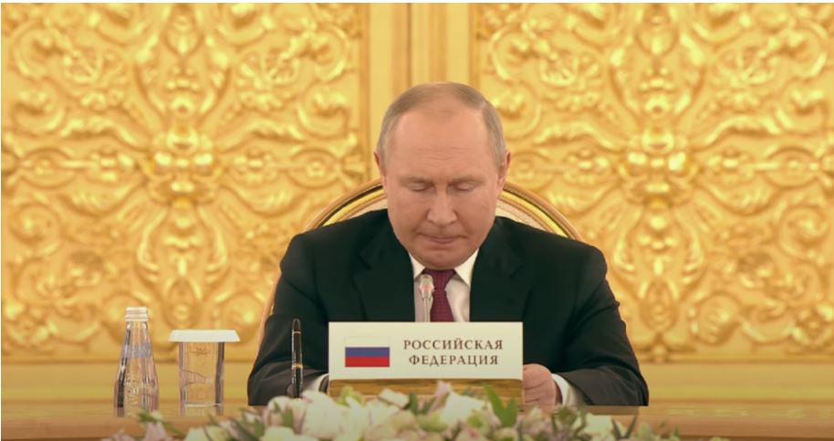 Ты доживи до ноября. Путин собрался ехать на саммит G20, на котором планирует выступить Зеленский 1