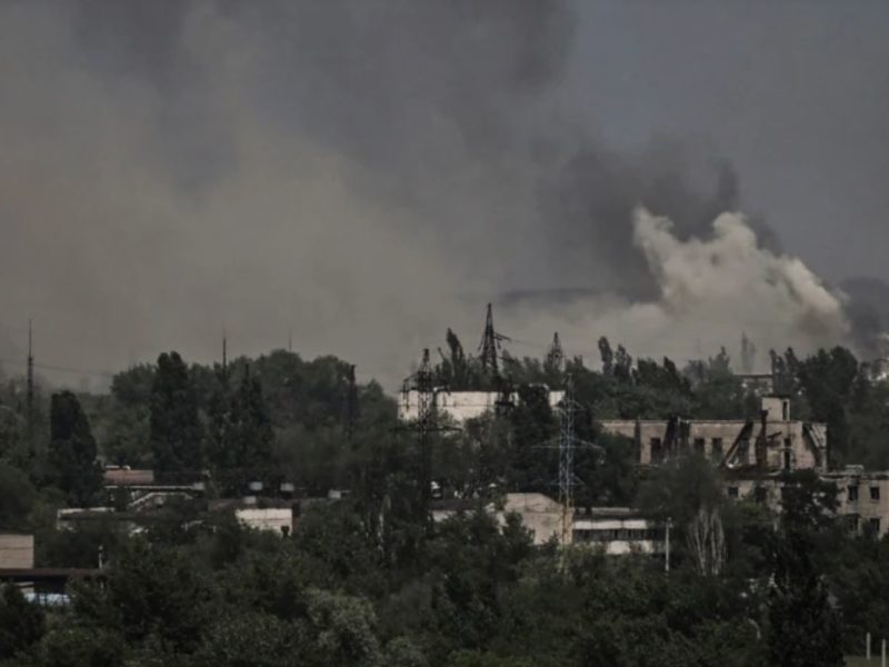 Украинские силы вышли из Северодонецка, там разрушено 90% зданий (ВИДЕО)