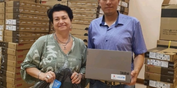 Педагоги Миколаївщини отримали майже 600 ноутбуків від ЮНІСЕФ (ФОТО)