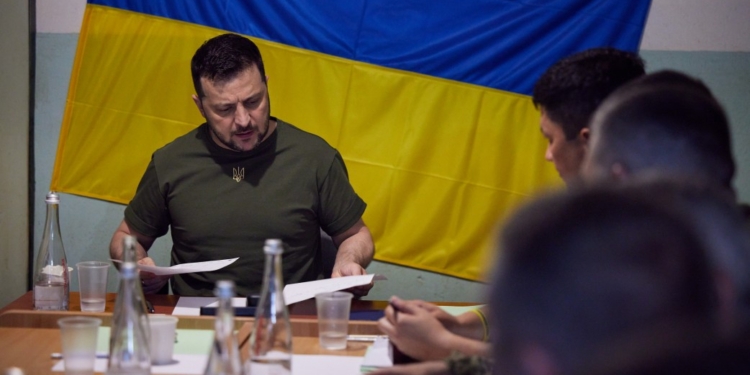 Стало відомо. про що йшлося на нараді Зеленського в Миколаєві