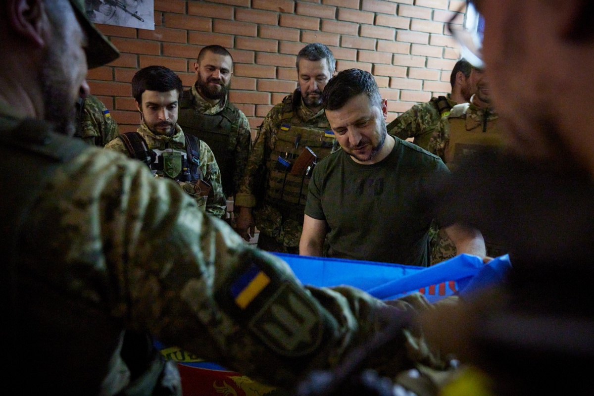 Зеленский съездил в Лисичанск и Соледар (ВИДЕО)