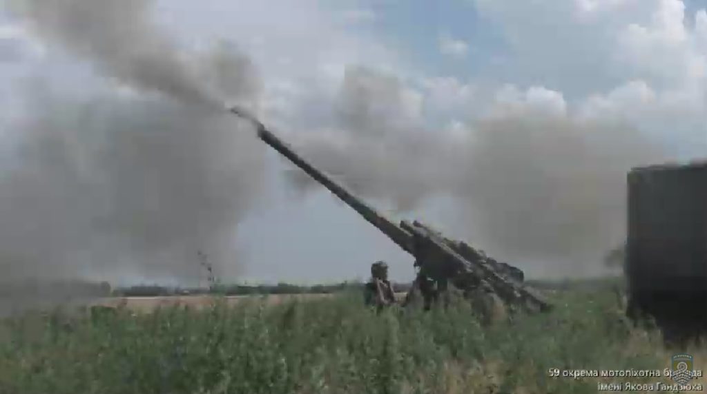 Воїни 59-ї бригади знищили 4 самохідні артустановки ворога, які «кошмарили» Миколаїв (ВІДЕО) 1