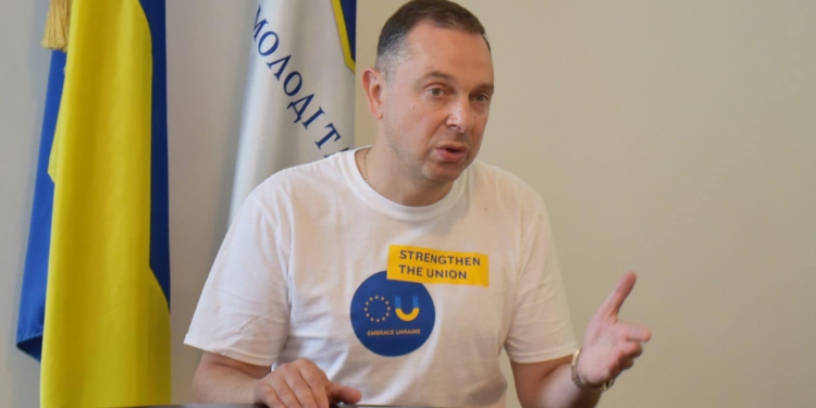 Чемпіонат України з футболу планують відновити 23 серпня