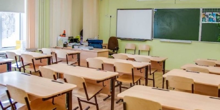 Готуємось до навчального року офлайн? В Миколаєві створили комісії, які перевірять заклади освіти на предмет використання їх для укриття