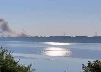 Зранку в Миколаєві прогриміло більше 10 потужних вибухів