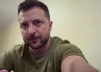 «Мета їхнього терору дуже проста – завдавати максимальної шкоди українським містам, поки російські терористи ще здатні це робити» – звернення Зеленського (ВІДЕО)