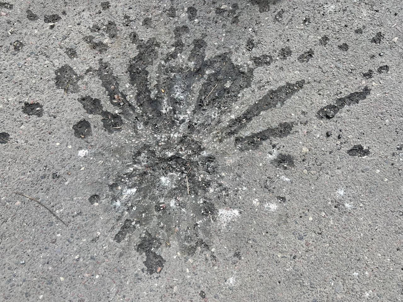 Вечірній обстріл Миколаєва – двоє людей поранено, їх забрала “швидка”, – мер