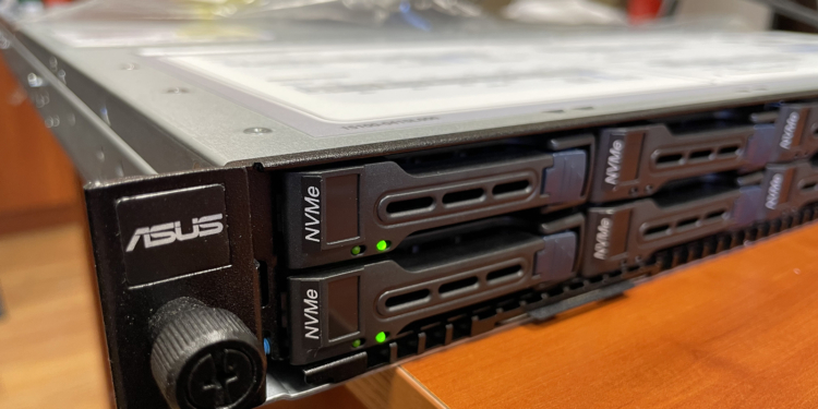 Миколаїв отримав ІТ-обладнання для міського кол-центру (ФОТО)