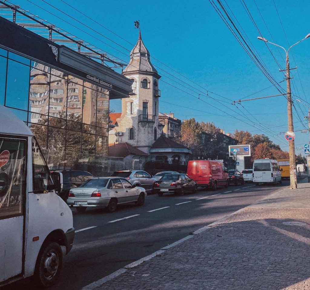 Від сьогодні у Миколаєві – нові ціни на проїзд у автобусах 1