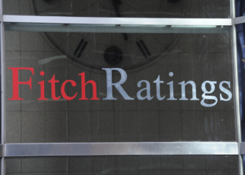 «Високий ризик дефолту»: Fitch понизило довгостроковий рейтинг України