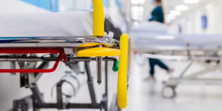 Фінляндія вже почала евакуацію і прийом пацієнтів з України