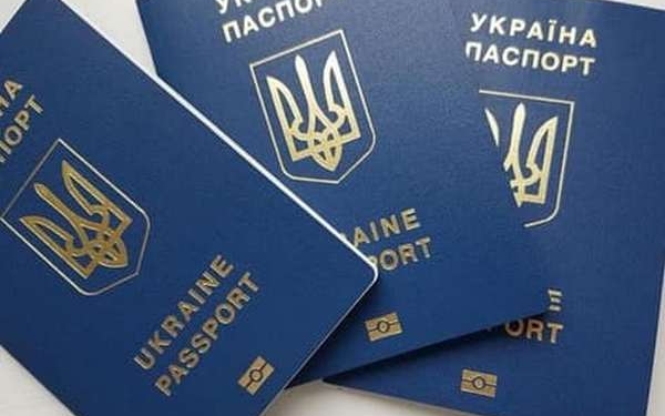 Мешканці Миколаєва вже з понеділка зможуть оформлювати українські паспорти в Одесі
