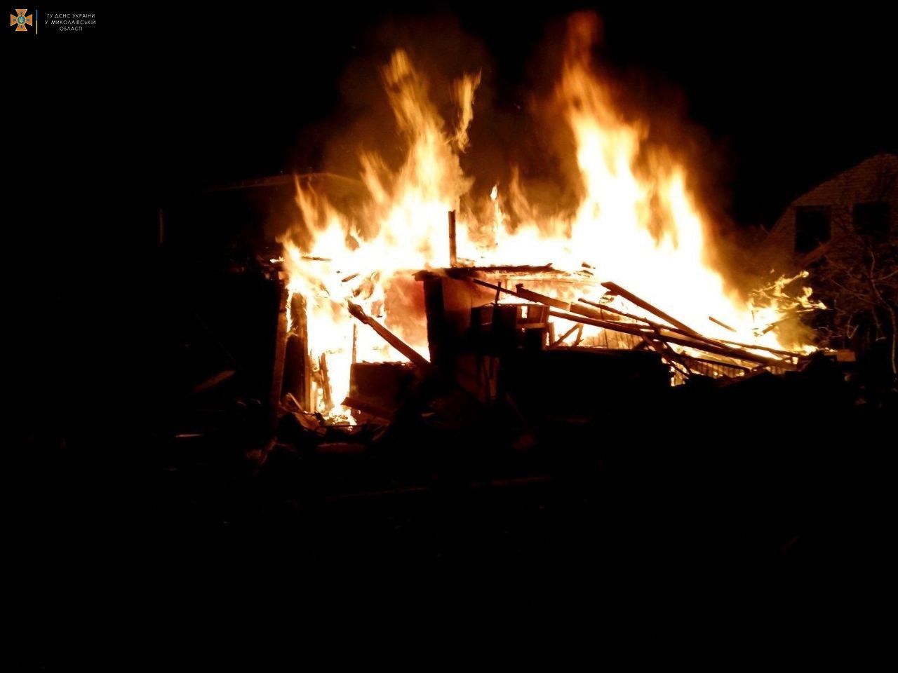 З 19 пожеж на Миколаївщині за добу 8 виникли через російські обстріли (ФОТО)