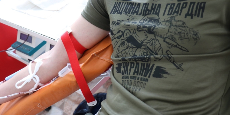 Гвардійці-захисники Миколаївщини стали донорами (ФОТО)