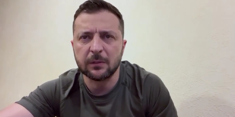 «Всі винні – хто погоджував, хто організовував, хто підривав людей в Оленівці, хто знав про це, – будуть знайдені»  – звернення Зеленського (ВІДЕО)