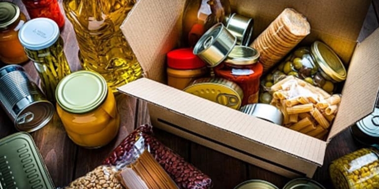 Майже 39 тисяч продуктових наборів: у міській владі Миколаєва відзвітували, скільки «гуманітарки» і кому саме видали