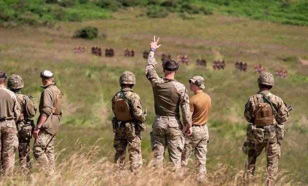 У Великій Британії пройдуть навчання 10 тисяч українських військових. Перша група вже приступила (ФОТО) 20