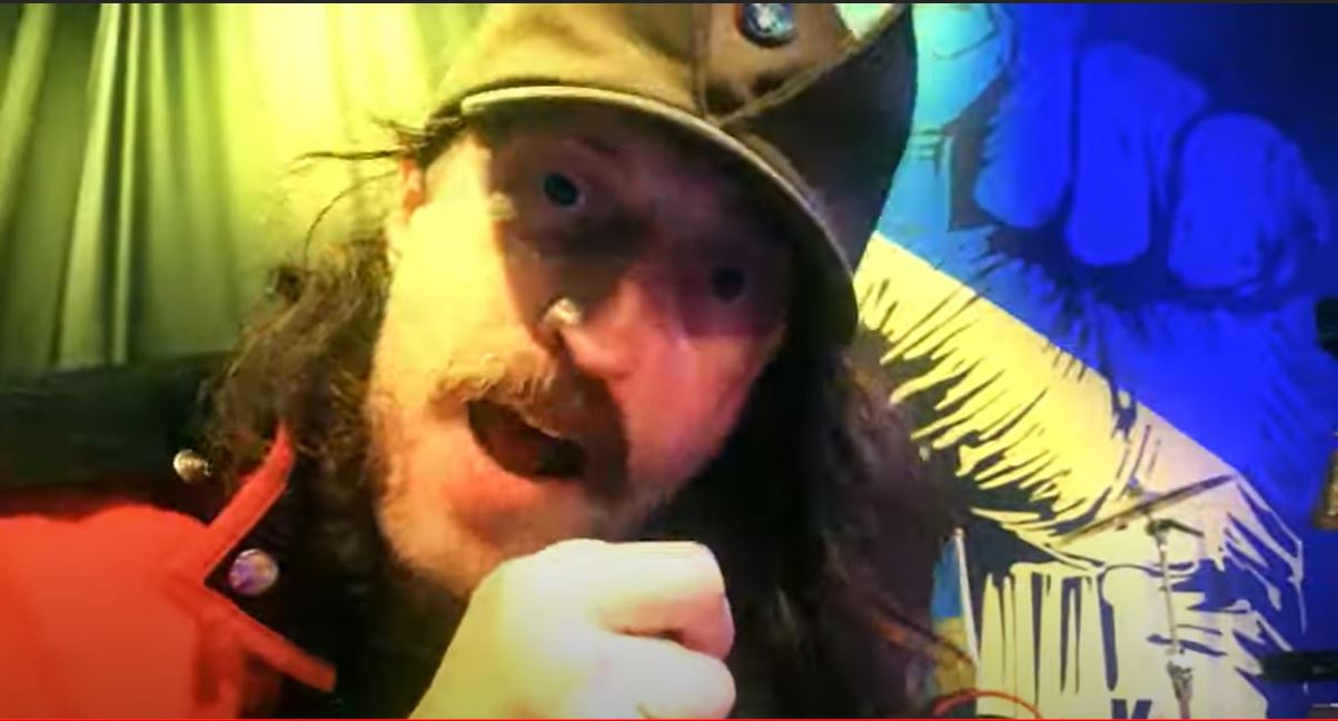 “Сили перемоги”. Американская группа Gogol Bordello представила песню на украинском языке вместе с Жаданом и Kazka (ВИДЕО)