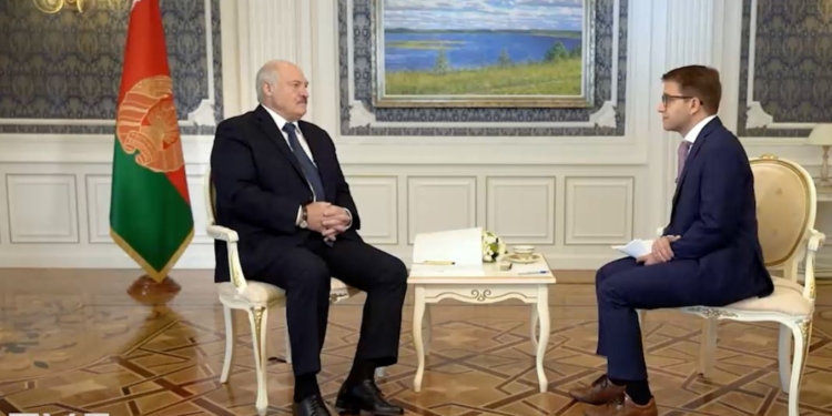 Війна почалась, тому що українці ображали путіна і не давали гарантій безпеки рф. Чергова маячня Лукашенка (ВІДЕО)