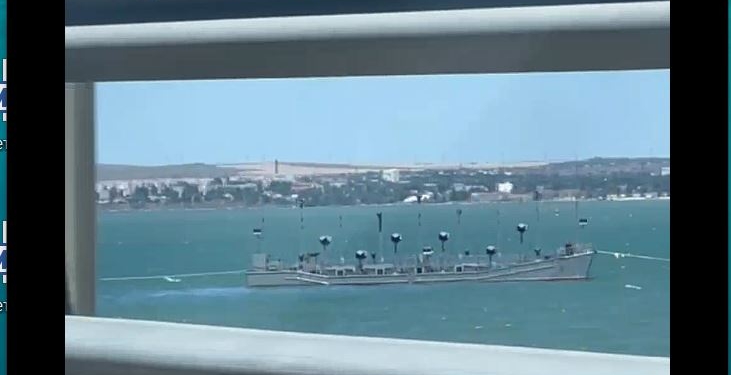 Крымский мост готовят к обороне- поставили пирамидальные отражатели (ВИДЕО)