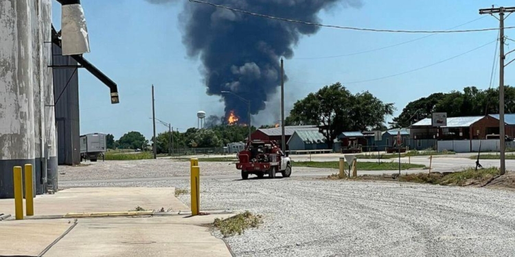 В США произошел взрыв на газовом заводе (ВИДЕО)