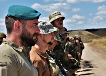 Миколаївські морпіхи отримали державні нагороди у день 7-ї річниці створення бригади (ФОТО)