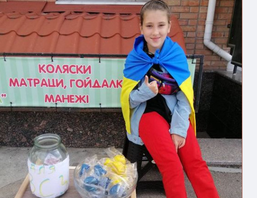 10-річна Аліса продає печиво з передбаченнями, щоб допомогти захисникам Миколаєва 4