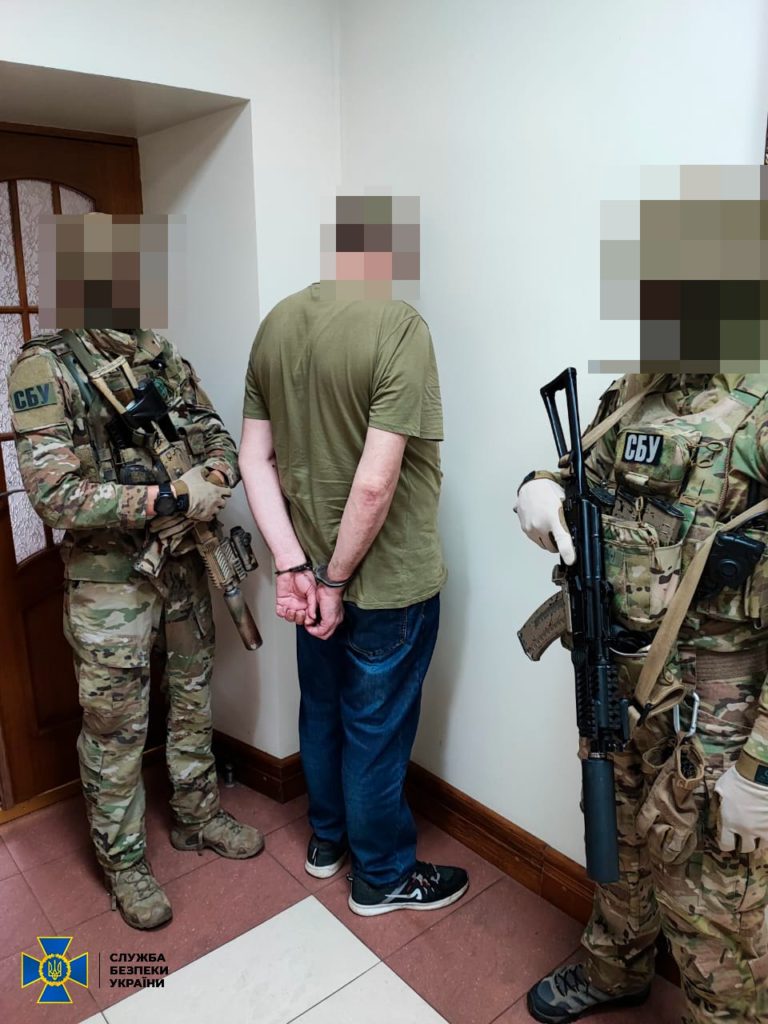 На Миколаївщині СБУ затримала 3 глибоко законспірованих ворожих агентів, які розвідували позиції ЗСУ (ВІДЕО) 5