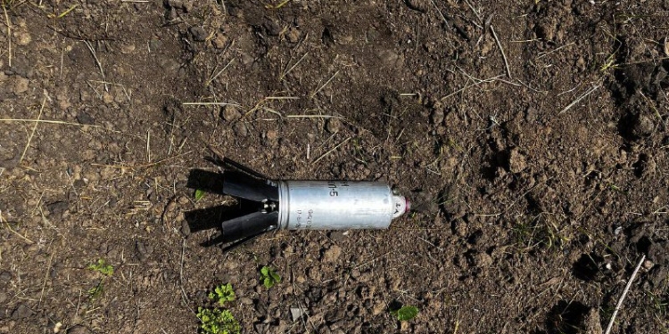 Пожежі через обстріли на Миколаївщині – дві в Миколаєві, поле з ячменем у Миколаївському районі. Підтверджена загибель людини внаслідок ракетної атаки у Нечаяному (ФОТО)