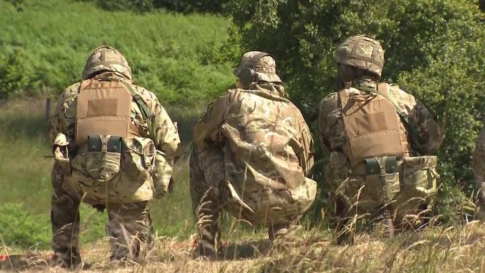 У Великій Британії пройдуть навчання 10 тисяч українських військових. Перша група вже приступила (ФОТО) 13