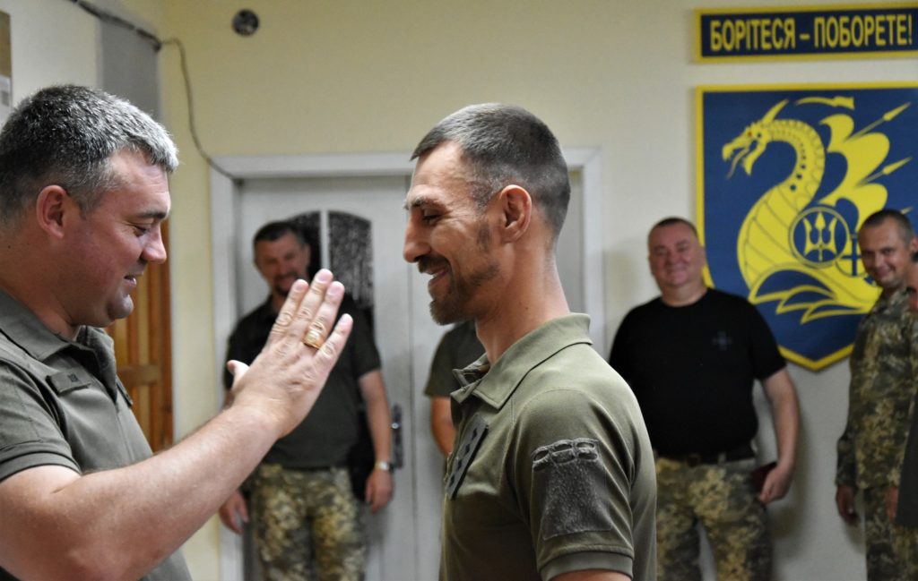 Миколаївські морпіхи отримали державні нагороди у день 7-ї річниці створення бригади (ФОТО) 15
