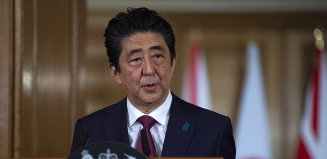 Экс-министр Японии Абэ умер после покушения