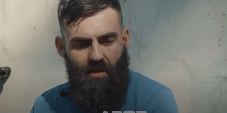 “Медики РФ просили не смотреть им в глаза – боялись магии”. Боец Азова рассказал о Мариуполе и плене (ВИДЕО)