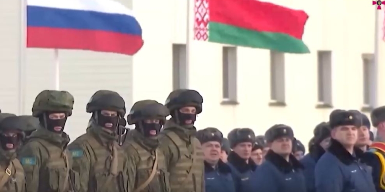 “Прийдете з миром – зустрінем, як братів, прийдете з війною – як путінських орків”, – ЗСУ звернулись до армії Бєларусі (ВІДЕО)